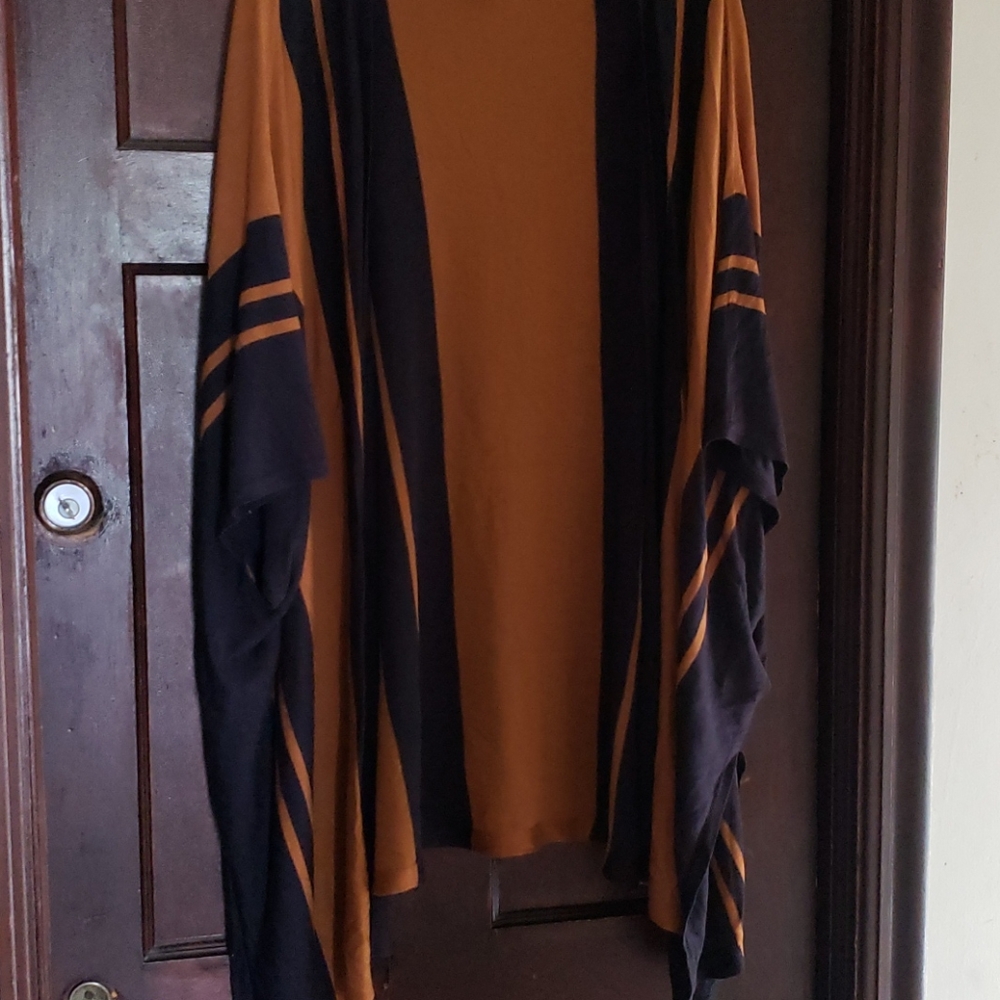 Shawl - Picture 2 of 3